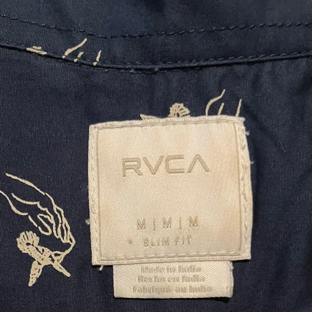 RVCA Navy Blue Slim Fit Button Shirt Men’s size Medium - Picture 3 of 4